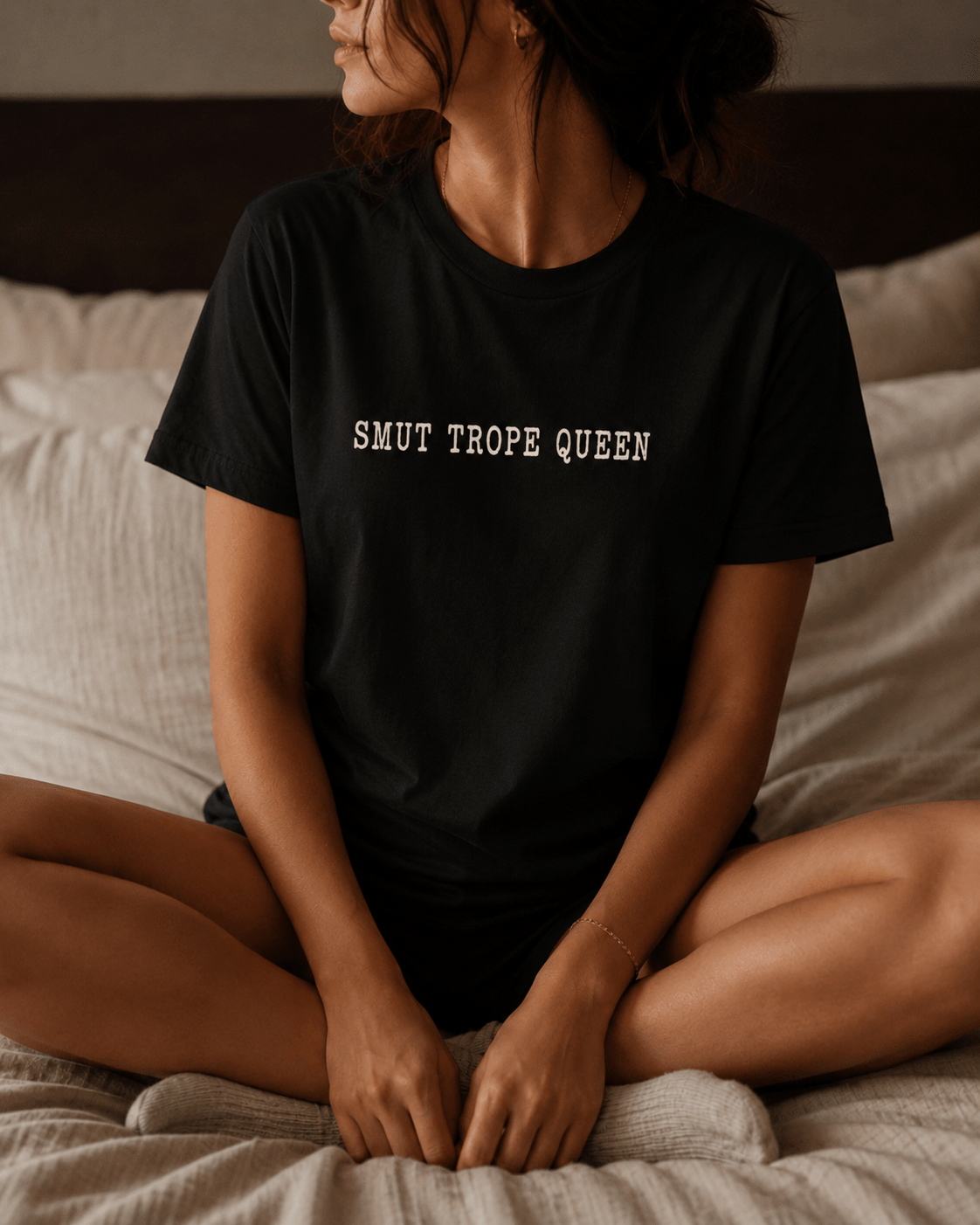 Smut Trope Queen Graphic Tee - T - SHIRT - TheSpinedLife