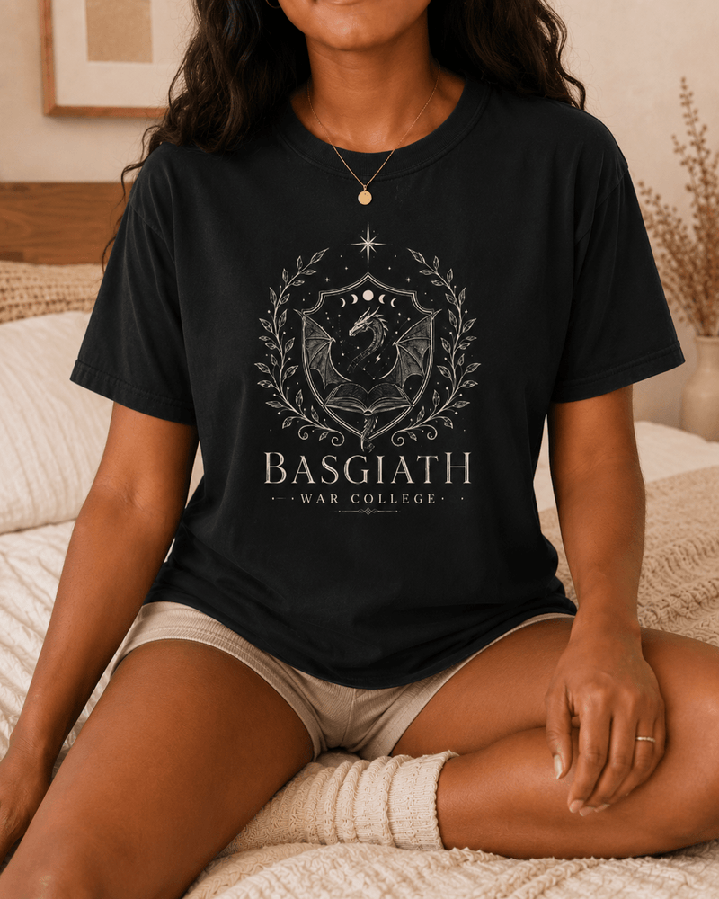 Basgiath War College Graphic Tee - T-SHIRT - TheSpinedLife