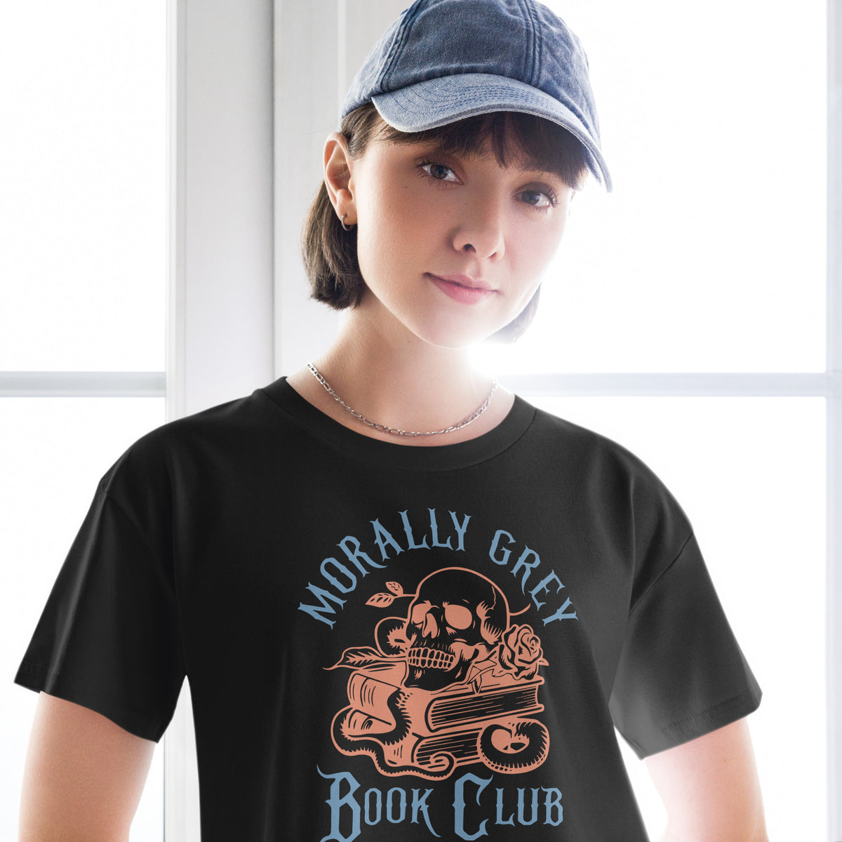 The Morally Grey | Book Club Graphic Crop Top - T - SHIRT - TheSpinedLife